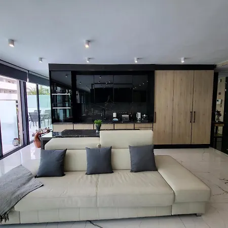 Sea View Luxury - Playa Del Duque アデヘ